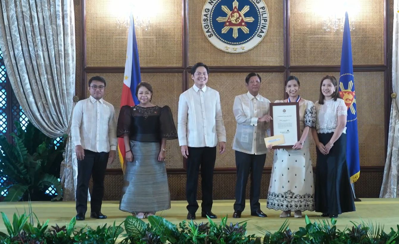 Dr. Rachelle C. Dela Cruz receives recognition from PBBM